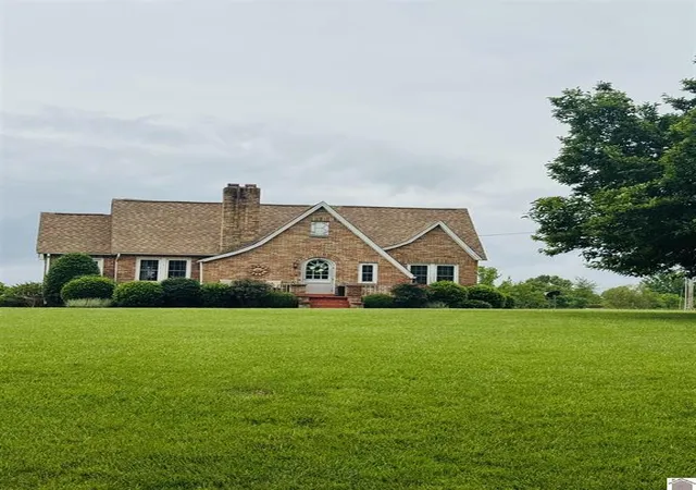 Homes for sale in Mayfield, KY | 1285 Mckendree Church Rd, Mayfield, KY 42066 | MLS# 26015536