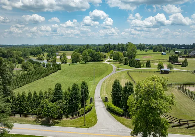 Photo 4 of House for sale at 4845 Bryan Sta Rd, Lexington, KY 40516 | MLS# 26015840 | Listing updated on 2026-09-14