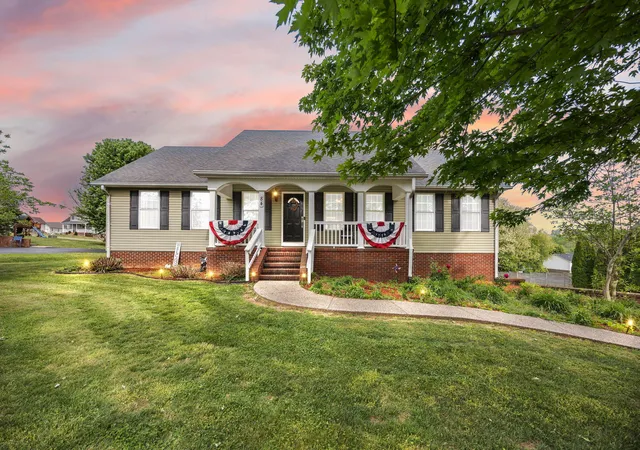 Homes for sale in Hustonville, KY | 84 Elm Loop, Hustonville, KY 40437 | MLS# 26015550