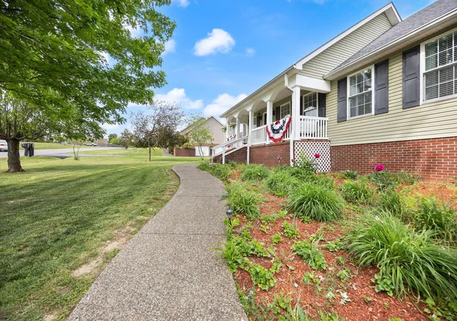 Homes for sale in Hustonville, KY | 84 Elm Loop, Hustonville, KY 40437 | MLS# 26015550