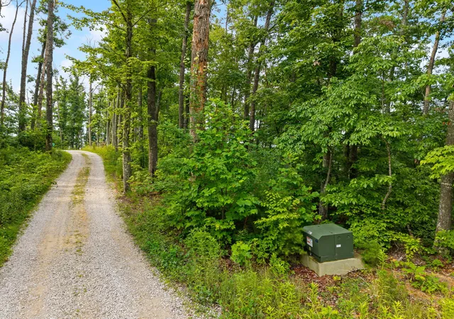 Homes for sale in Frenchburg, KY | 894 Heavenly Ln, Frenchburg, KY 40322 | MLS# 26015549