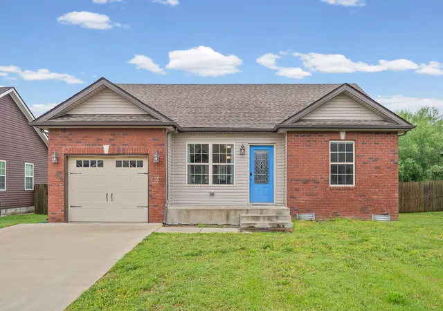 Homes for sale in Oak Grove, KY | 143 Ambridge St, Oak Grove, KY 42262 | MLS# 26015537