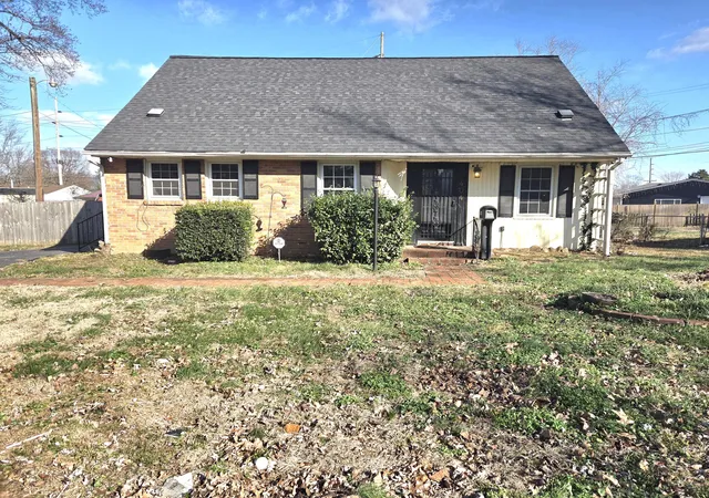 Homes for sale in Hopkinsville, KY | 404 Sylvan Ter, Hopkinsville, KY 42240 | MLS# 26017452