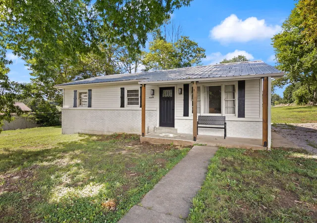 2nd image of 102 Walnut St, Ferguson, KY 42533 | MLS# 26015568