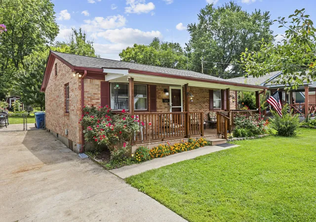 Homes for sale in Georgetown, KY | 5145 Chestnut Street, Georgetown, KY 40324 | MLS# 26016164