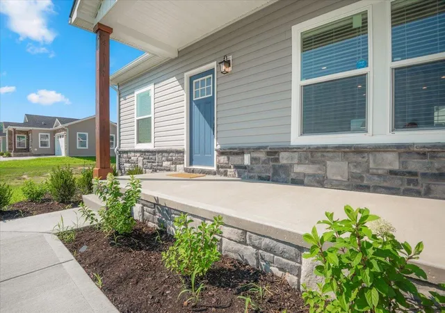 Photo 4 of Single family home for sale at 785 Sam Black Rd, London, KY 40741 | MLS# 26015589 | Listing updated on 2026-08-23