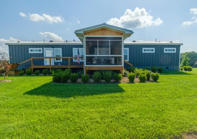 Photo 3 of Sale Pending at 2511 Calvary Ridge Rd, Yosemite, KY 42566 | MLS# 26015782 | Listing updated on 2026-10-13