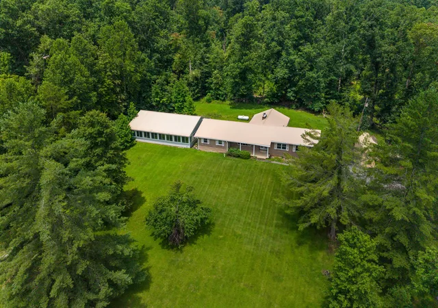 Photo 3 of Single family home for sale at 30 Dusty Rd, Morehead, KY 40351 | MLS# 26015789 | Listing updated on 2026-09-15
