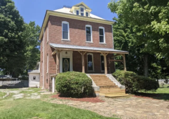 Homes for sale in Marion, KY | 115 Pierce St, Marion, KY 42064 | MLS# 26015600