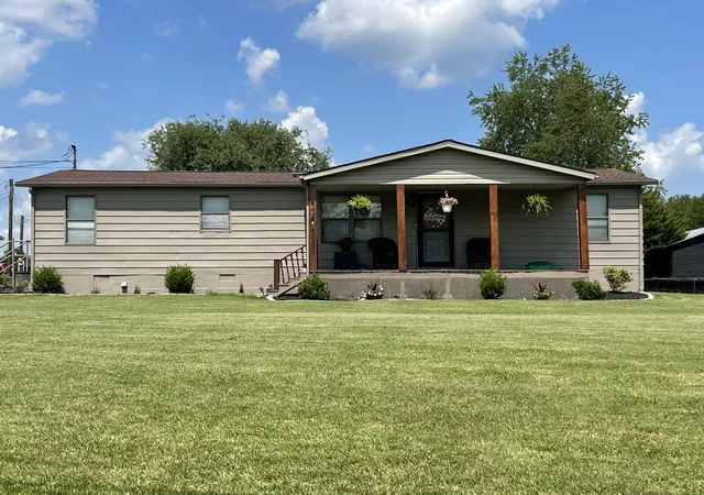 Homes for sale in Barbourville, KY | 150 Noahville Ln, Barbourville, KY 40906 | MLS# 26015950