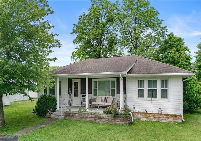 Homes for sale in Williamsburg, KY | 130 Shiner Church Rd, Williamsburg, KY 40769 | MLS# 26016049