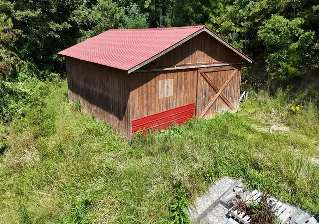 Photo 2 of Sale Pending at 1060 Veneable School Rd, Booneville, KY 41314 | MLS# 26015654 | Listing updated on 2026-09-02
