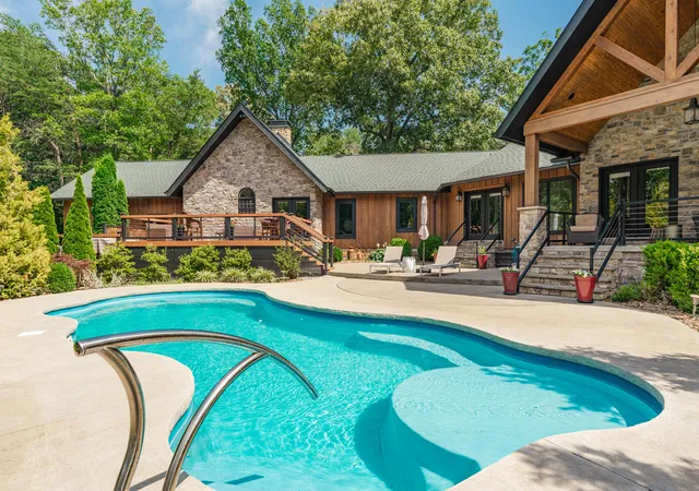 3rd image of 3115 Island Ford Rd, Madisonville, KY 42431 | MLS# 26016001
