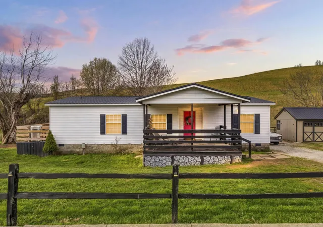 Homes for sale in Ezel, KY | 14931 Us 460, Ezel, KY 41425 | MLS# 26015734