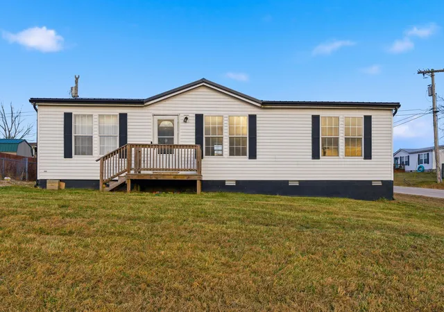 Homes for sale in Morehead, KY | 182 Boardwalk, Morehead, KY 40351 | MLS# 26015695