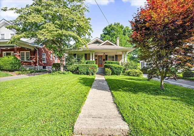 Homes for sale in Lexington, KY | 321 Mcdowell Rd, Lexington, KY 40502 | MLS# 26015879