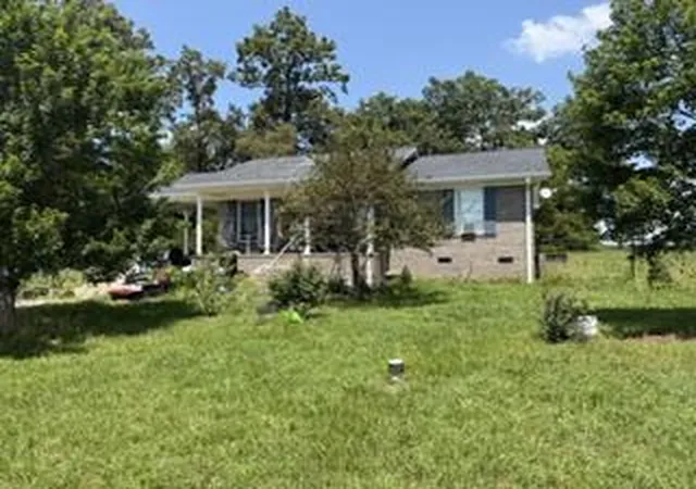 Homes for sale in Elkton, KY | 117 W Ruth Dr, Elkton, KY 42220 | MLS# 26015723