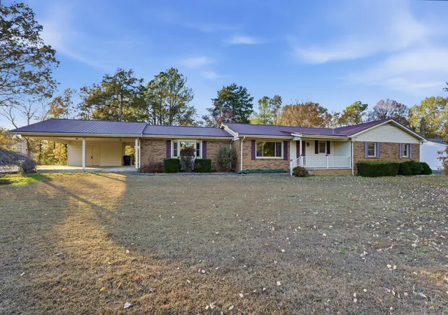 Homes for sale in Benton, KY | 111 Cherry Grove Dr, Benton, KY 42025 | MLS# 26015730
