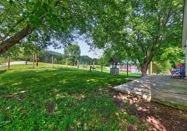 Homes for sale in Stanton, KY | 326 Roberts Rd, Stanton, KY 40380 | MLS# 26015834