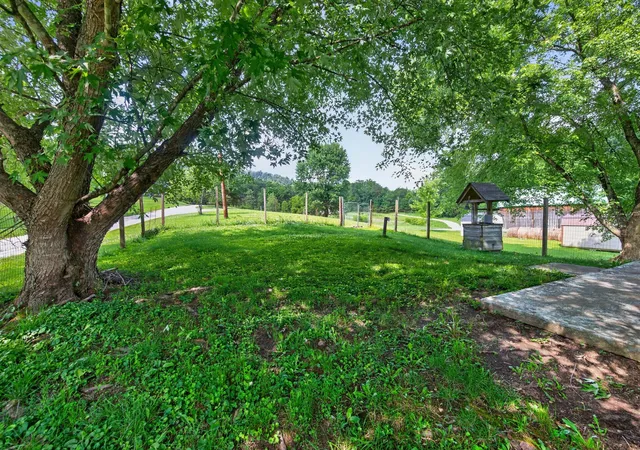Homes for sale in Stanton, KY | 326 Roberts Rd, Stanton, KY 40380 | MLS# 26015834