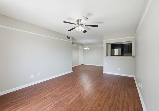 Photo 4 of Sale Pending at 1092 Armstrong Ml Rd #B, Lexington, KY 40517 | MLS# 26015907 | Listing updated on 2026-09-08