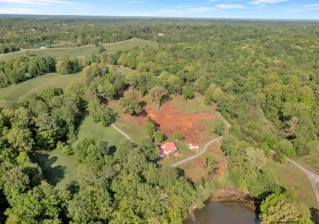 Homes for sale in Cadiz, KY | 242 Woodruff Ln, Cadiz, KY 42211 | MLS# 26015750