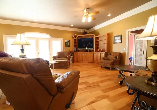 Photo 2 of Single family home for sale at 2933 Tr Crk Church Rd, Mayfield, KY 42066 | MLS# 26016441 | Listing updated on 2026-07-07