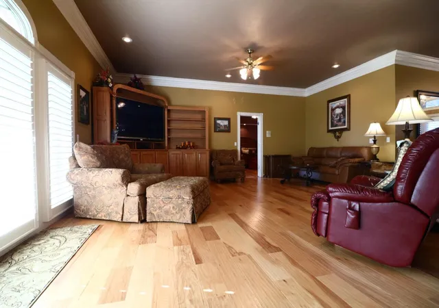 Photo 2 of Single family home for sale at 2933 Tr Crk Church Rd, Mayfield, KY 42066 | MLS# 26016441 | Listing updated on 2026-07-07