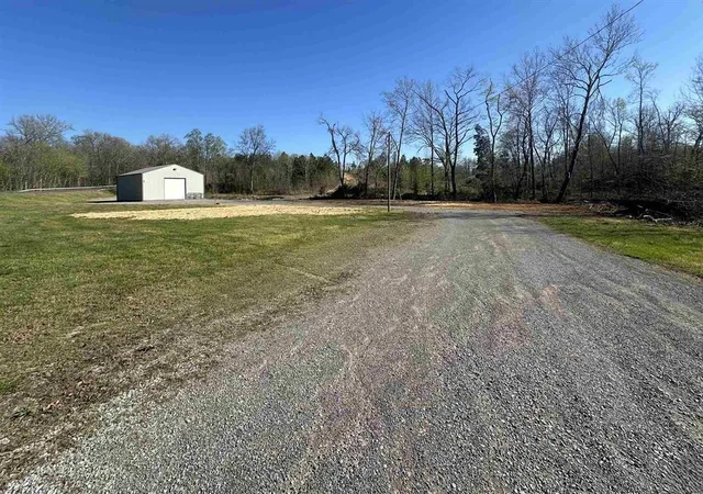 Homes for sale in New Concord, KY | 13217 S State Route 121, New Concord, KY 42076 | MLS# 26017583