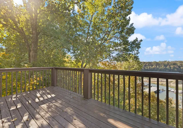 5th image of 949 Hideaway Dr, Somerset, KY 42503 | MLS# 26016373