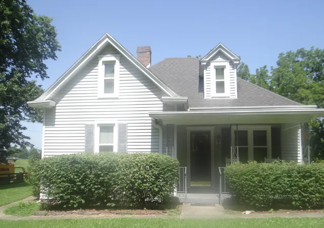Homes for sale in Midway, KY | 1116 Duckers Rd, Midway, KY 40347 | MLS# 26015758