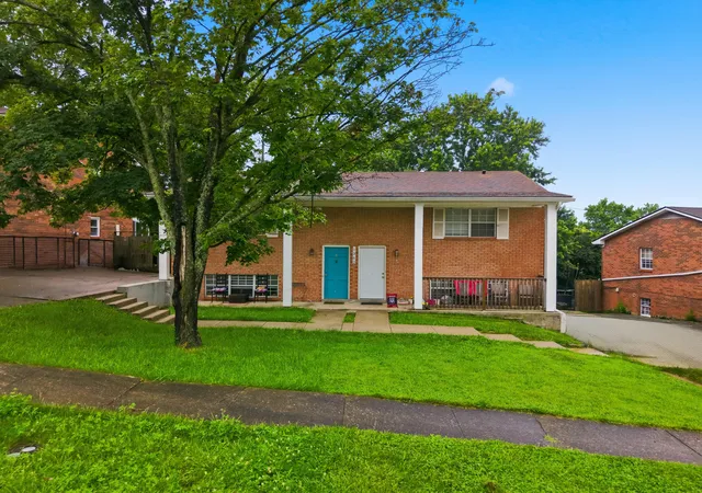 Homes for sale in Lexington, KY | 1362 Dix Dr, Lexington, KY 40517 | MLS# 26015774