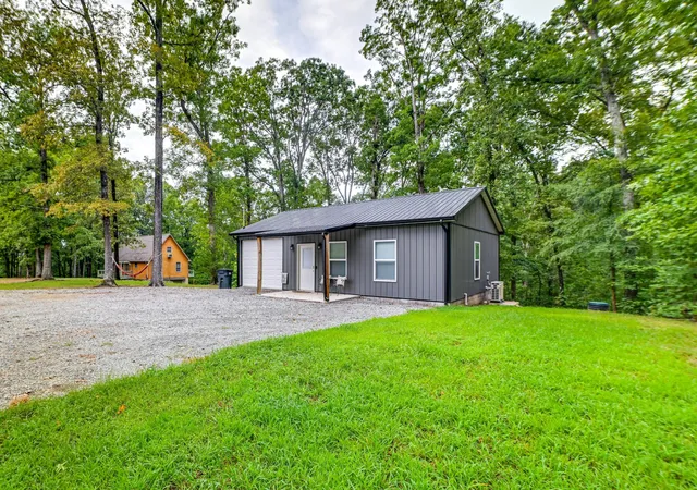 Homes for sale in Murray, KY | 120 120 Wooded Acres Ln, Murray, KY 42071 | MLS# 26015776