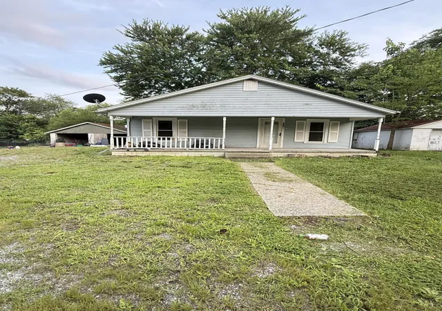 2nd image of 203 Gilbert St, Hazel, KY 42049 | MLS# 26018132