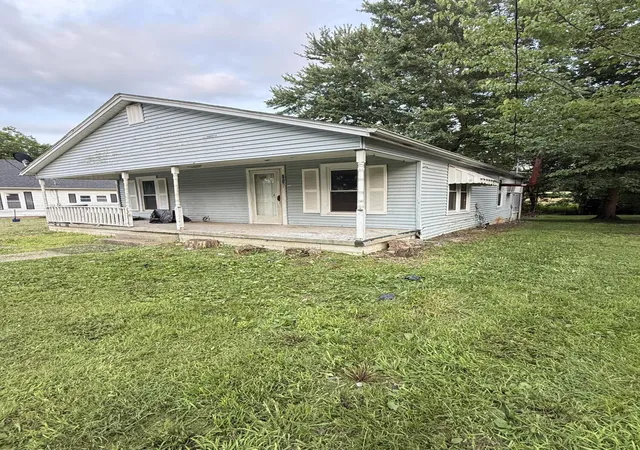 Photo 3 of Single family home for sale at 203 Gilbert St, Hazel, KY 42049 | MLS# 26018132 | Listing updated on 2026-09-23