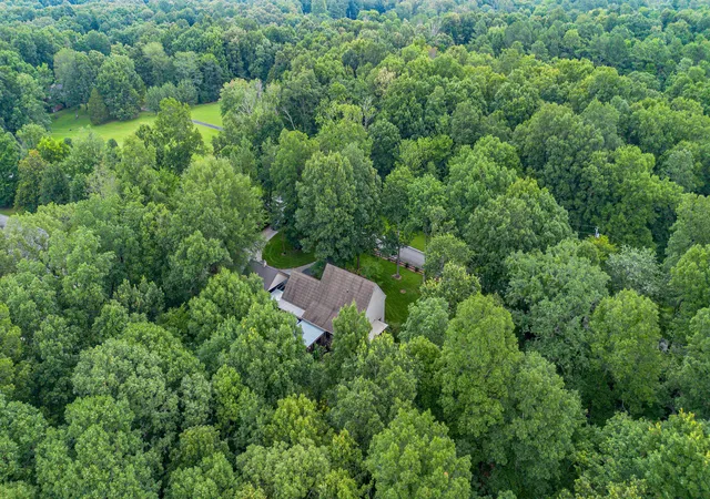 Homes for sale in Benton, KY | 161 Shadybrook Ln, Benton, KY 42025 | MLS# 26016806