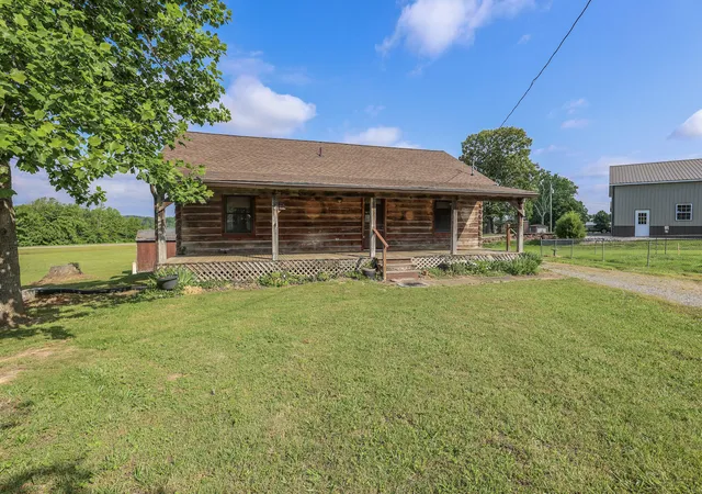 Homes for sale in Hardin, KY | 32 Palasades Ln, Hardin, KY 42048 | MLS# 26016823