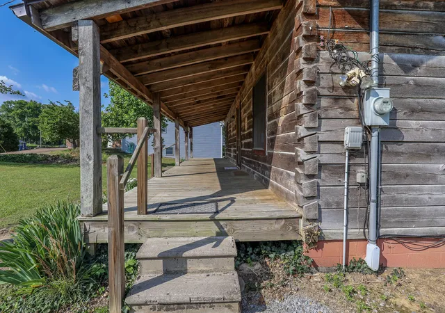 Homes for sale in Hardin, KY | 32 Palasades Ln, Hardin, KY 42048 | MLS# 26016823