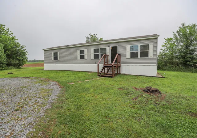 Homes for sale in Almo, KY | 1868 Elm Grove Rd, Almo, KY 42020 | MLS# 26016830