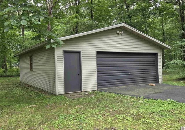 Homes for sale in Benton, KY | 142 Hancock Ln, Benton, KY 42025 | MLS# 26015880