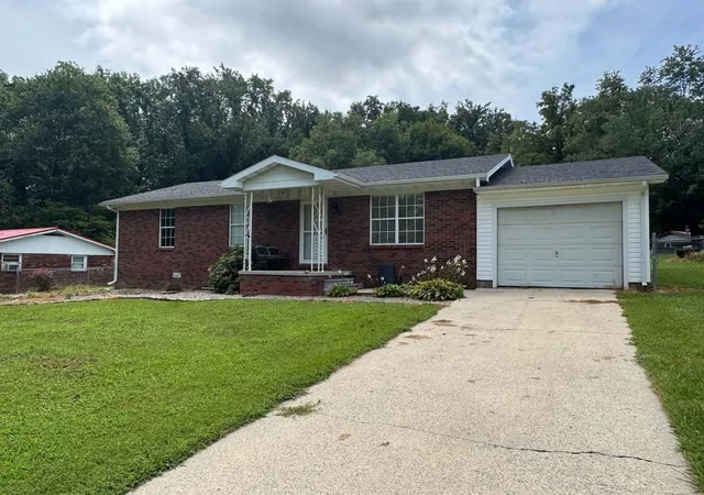 Photo 2 of Sale Pending at 297 Oak St, Russell Springs, KY 42642 | MLS# 26015798 | Listing updated on 2026-08-28