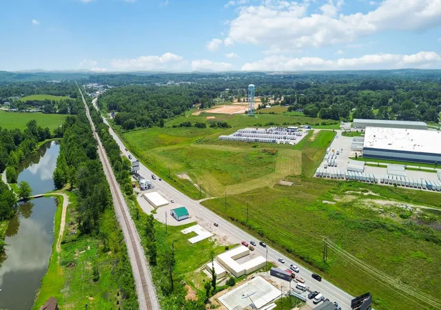 3rd image of 9999 S Laurel Rd #077-00-00-147-08, London, KY 40744 | MLS# 26015794