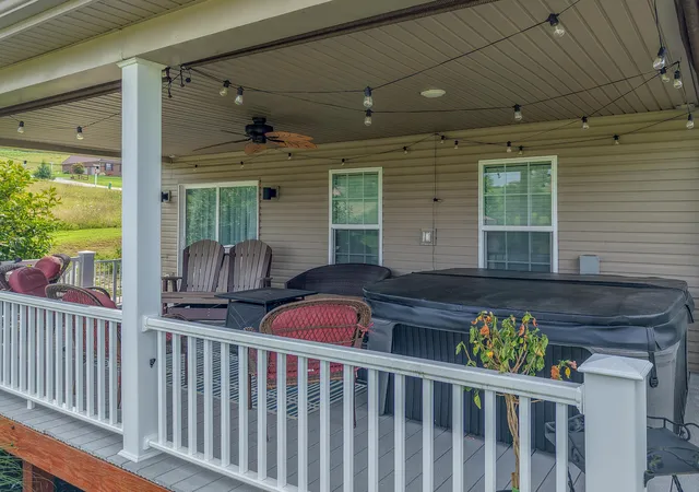 Homes for sale in Morehead, KY | 27 Dale Hollow Dr, Morehead, KY 40351 | MLS# 26017834