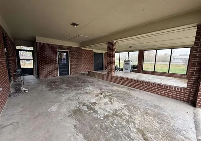 Photo 24 of Sale Pending at 1102 Dogwood Ln, Fulton, KY 42041 | MLS# 26015801 | Listing updated on 2026-08-28