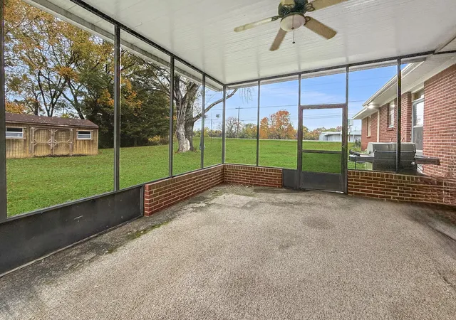Photo 2 of Sale Pending at 1102 Dogwood Ln, Fulton, KY 42041 | MLS# 26015801 | Listing updated on 2026-08-28