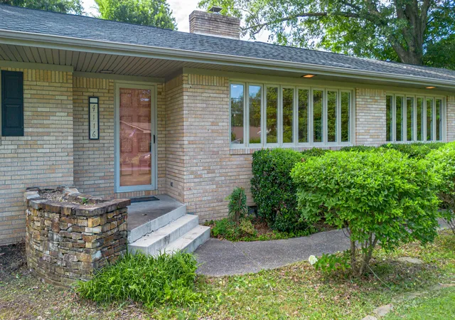 4th image of 4116 Court Ave, Paducah, KY 42001 | MLS# 26015986