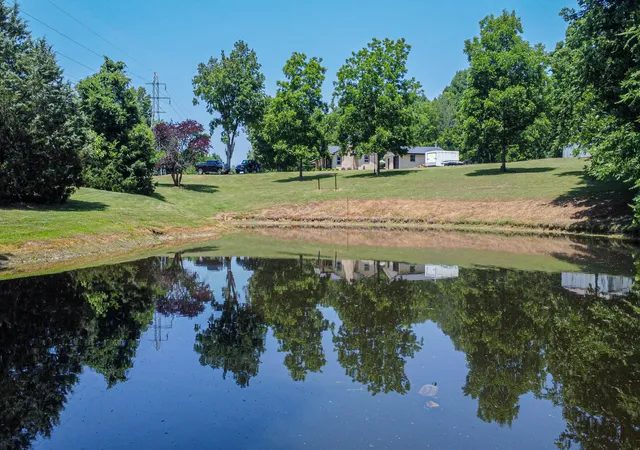 Photo 1 of Sale Pending at 530 Nina Dr, Paducah, KY 42003 | MLS# 26019065 | Listing updated on 2026-08-08