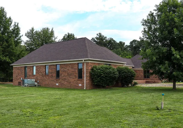 Homes for sale in Mayfield, KY | 662 Macedonia Church Rd, Mayfield, KY 42066 | MLS# 26017539