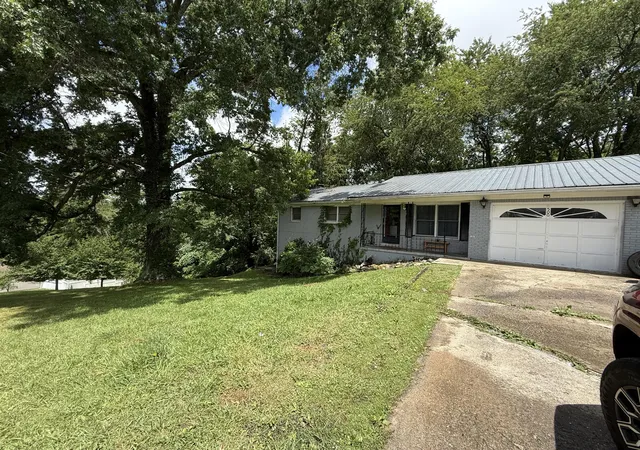 Homes for sale in Corbin, KY | 500 Idaho St, Corbin, KY 40701 | MLS# 26015973