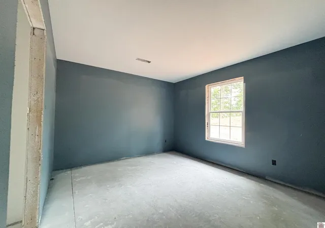 Homes for sale in Paducah, KY | 161 Blanton Ct, Paducah, KY 42003 | MLS# 26015837